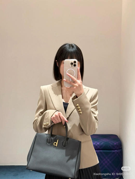 95-3 独家圆正 高端顾客入 BB精致剪裁 一粒扣羊毛西装 穿卡其10修身/黑色12宽松 商品图0