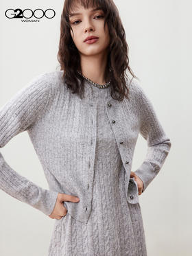 G2000女装FW25【西班牙插画师联名款】【绵羊毛混纺/商场新款】柔软舒适麻花纹长袖针织开衫56275311