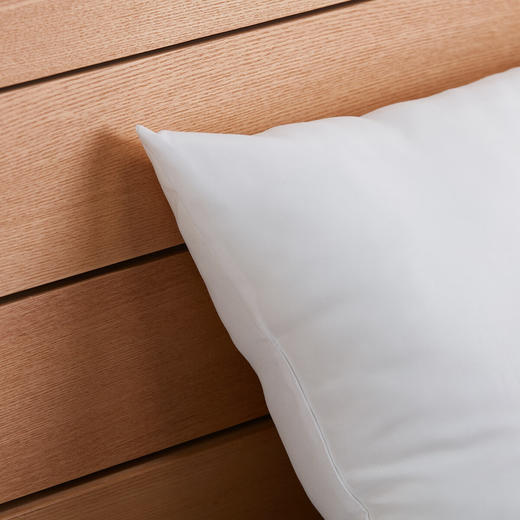  卧室宿舍枕芯舒眠枕家用聚酯纤维枕头 商品图3