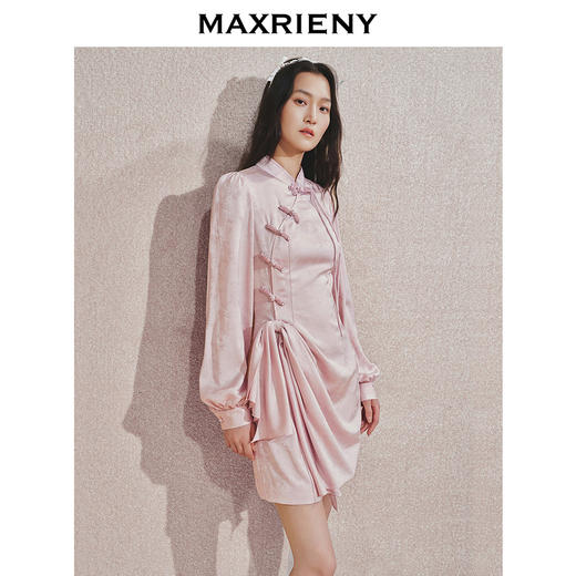 【贵雅日常-商场同款】MAXRIENY中式温柔不对称抽褶提花连衣裙(货号:MC85DR533) 商品图2