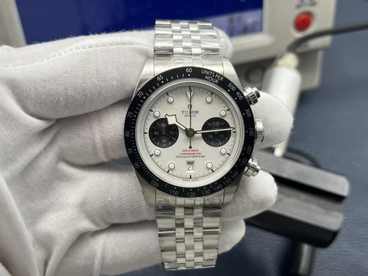 ZF新品—帝舵全新碧湾计时型(Tudor BlackBayChrono)腕表—经典元素与现代创新的精妙平衡,是真正意义上的“帝舵毕业款”整表基于正品original原版开模的super copy工精细 商品图10
