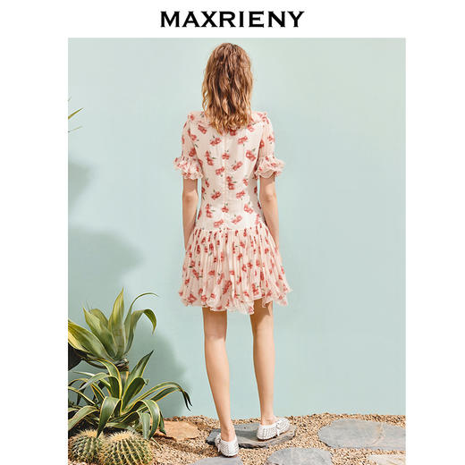 MAXRIENY【商场同款】2025秋季新品优雅度假风波浪边绑带A字雪纺裙(货号:MF86DR261) 商品图3