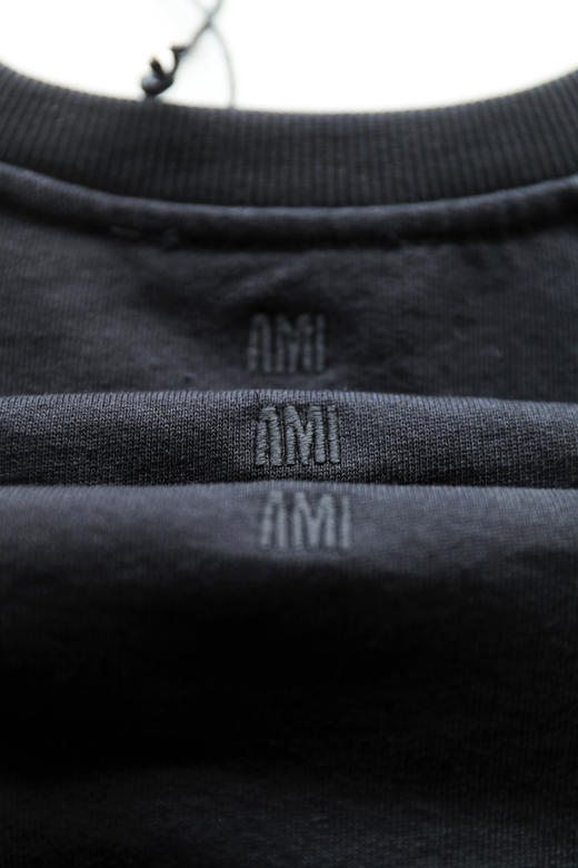 面料手感喜人，胸口贴布刺绣卫衣。浪漫法式圆领基础外套C090560 商品图13