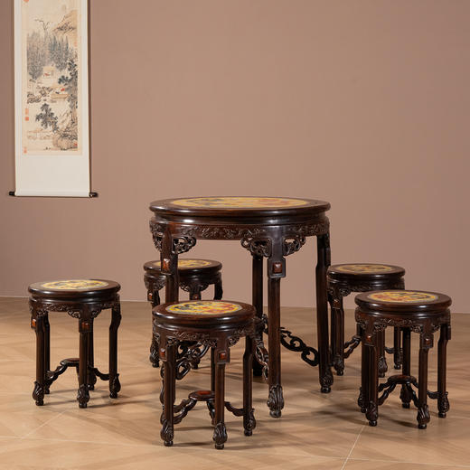 二十世纪	红木镶粉彩瓷板双龙戏珠圆台圆凳成套（一桌五凳） 商品图0