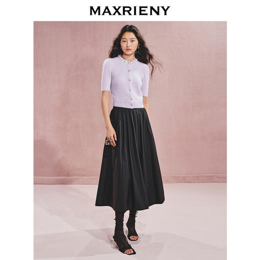 【贵雅日常-商场同款】MAXRIENY珍珠钻链装饰复古毛衫套头上衣(货号:MC85SW528) 商品图1