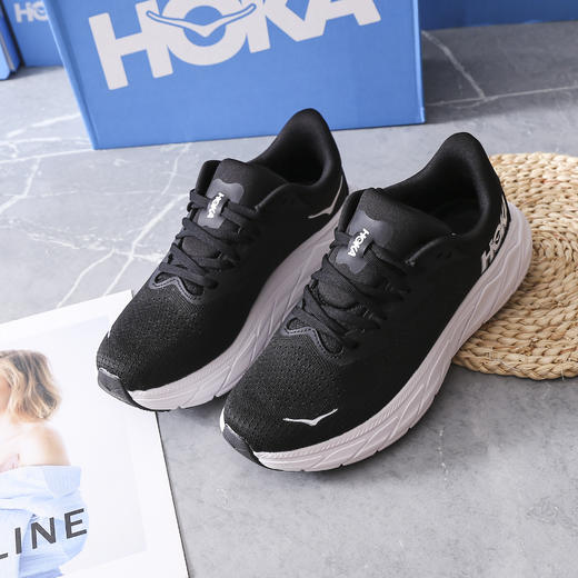 跑步搭子按头安利的神鞋！HOKA ONE ONE Arahi 7 跑步鞋  商品图4