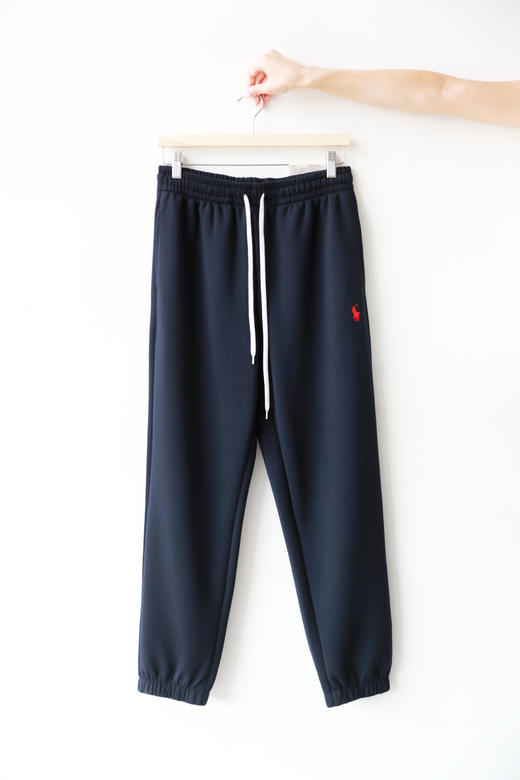 穿了不想脱，卫衣+卫裤一起。胸口小标宽松氛围感圆领套装C090568 商品图13