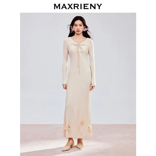 MAXRIENY精致优雅感毛针织连衣裙2025年秋季新款温柔风长裙(货号:MS85DR778) 商品图1