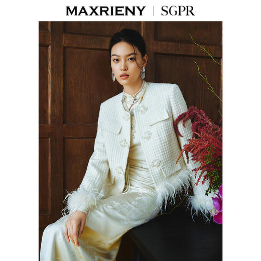 MAXRIENY2025冬季新品贵雅新中式盘扣小香风千金羽绒服短款外套(货号:MS85DC518) 商品图0