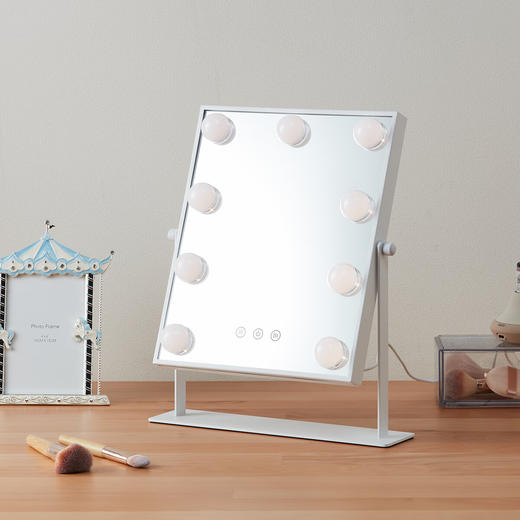 【家具】宿舍桌面LED化妆镜便携手持护肤镜 商品图3