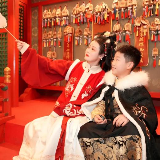 【西安】兵马俑、大唐不夜城、博物馆、西北工业大学，亲子旅拍，感受盛世大唐！ 5岁起报 商品图0