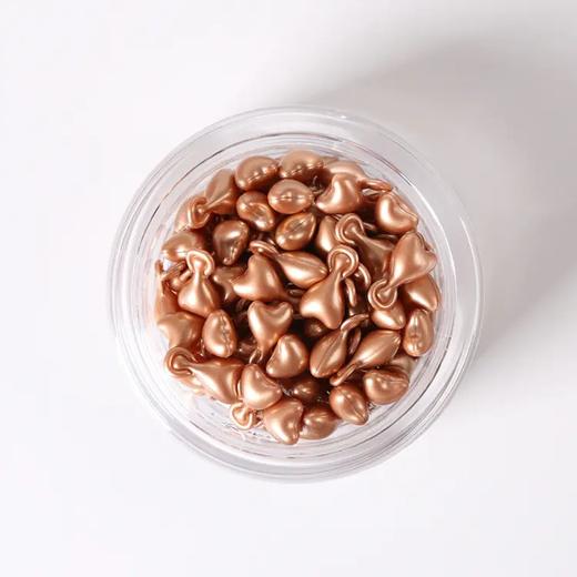 澳洲EAORON 美白淡斑精华胶囊提取的活性美白淡斑成分，可溶性胶囊包装，拥有全球顶尖科技，美白、淡斑，用一颗白一度，白到会生光。每瓶108粒，可用54天。这个牌子的水光针和素颜霜都是非常出名了的~ 商品图4