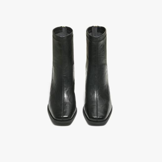 【云粉节】【简约主义】BF楼百思图25冬新款法式小踝靴女短靴马丁靴F5217DD5吊牌价799.现价400 商品图1