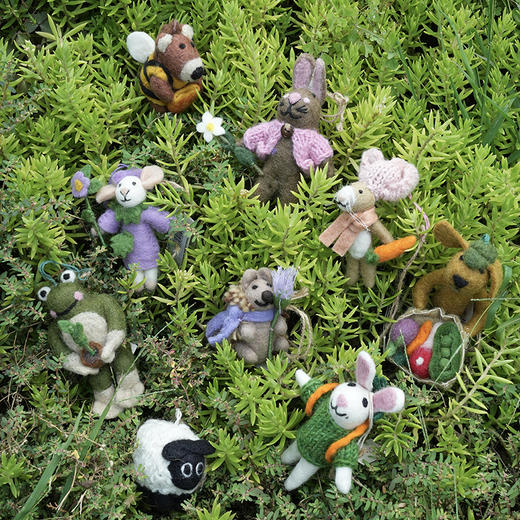 北京仓｜Felt So Good-Violet the Mouse-采花小老鼠 紫罗兰 羊毛毡 挂件［英国设计师］ 商品图7