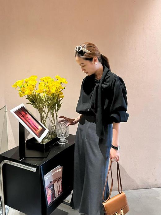 2509114    韩国🇰🇷飘带衬衫 天丝 商品图6