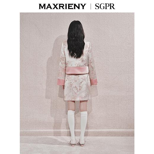 MAXRIENY贵雅新中式短外套2025秋冬新款设计感国风盘扣提花上衣女(货号:MS85JA514) 商品图2