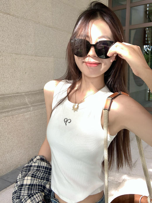 <曾小咸推荐>现货秒杀！最后一波 ！ 2色短款吊带背心 日常79.99 立减40 秒杀39.99！ 商品图5