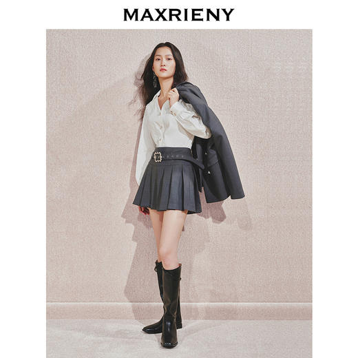 MAXRIENY【宫廷巴洛克-商场同款】复古衬衫华丽花朵刺绣珍珠衬衫(货号:MC85TP547) 商品图1