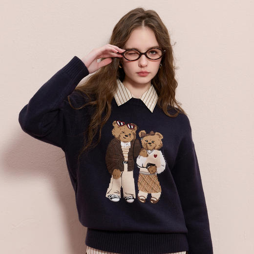 三彩2025冬季新款小熊针织衫圆领宽松毛衫套头休闲M 商品图1
