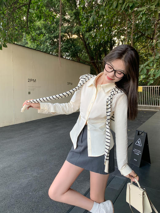 【129元任选2件】现货！2色百搭通勤修身显瘦短款衬衫 商品图8