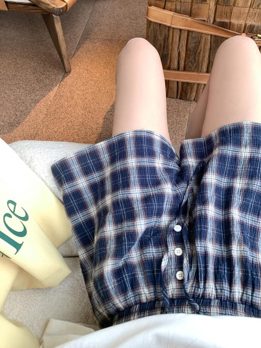 <曾小咸推荐>现货秒杀！最后一波 ！高腰显瘦休闲藏蓝色格子短裤 日常119.99 立减60 秒杀59.99！ 商品图6
