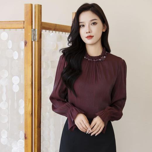 「自」全新升级【铂金会员183/天猫239/差价56】(05022)洛诗琳新款时尚缎面衬衣2025秋季新款气质钉珠雪纺上衣女 商品图2