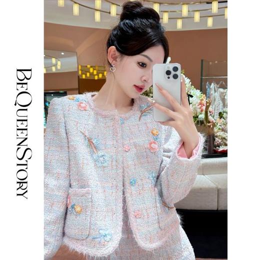 余潇潇【花阀千金】经典重工编织立体贴花小香风外套&收腰背心裙 商品图2