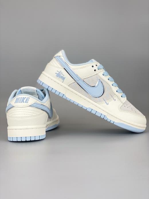 开学季💯【工厂套现 清仓特价】Nike SB Dunk Low“ 斯图西联名——双勾冰晶蓝”  周年高端定制 低帮休闲板鞋 大厂纯原品质出货 超高清洁度 皮料切割干净无任何毛边 细节完美 商品图8