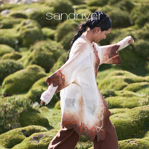 真丝羊绒相拼手工毡女大衣  SJF97W310N 商品图0