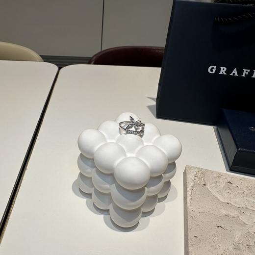 G460格拉夫棱角排钻戒指 商品图1