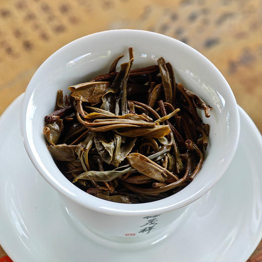 【收藏级老生茶】【7年陈曼松】高端封藏版，仅30饼！专为喜爱曼松年份茶茶友而制，2018年曼松头春茶357g/饼 商品图1