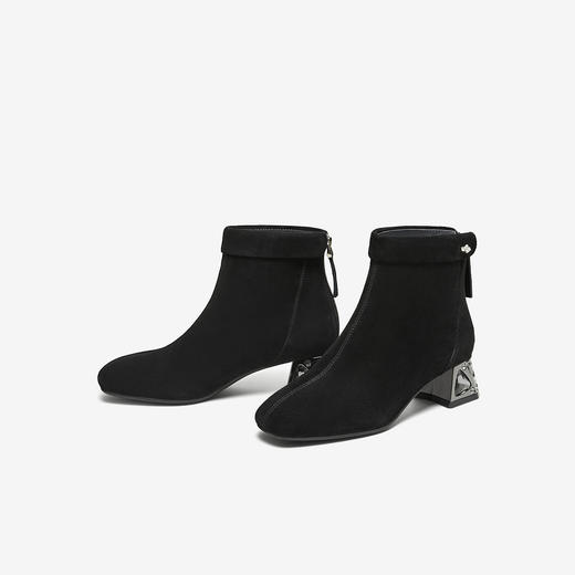 【云粉节】BF楼TATA他她靴子女鞋2025秋冬羊皮休闲百搭增高粗跟弹力短靴XJQ02DD5吊牌价1299 商品图4