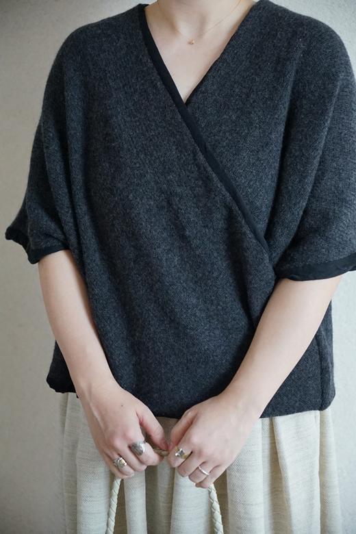 elsa esturgie炭黑落肩背心 商品图2