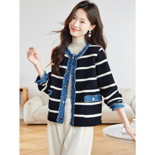 XFY3068秋季设计感长袖外套女短款秋装2025新款外搭宽松休闲开衫流苏上衣 商品图4