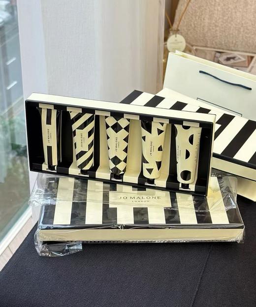 【双12限时活动】【保税仓直发·全球购】祖玛珑香氛护手霜五件套 商品图1