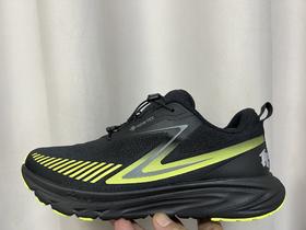 DT Enerzite 系列 GORE-TEX舒适 低帮跑步鞋 男款Z-15600
