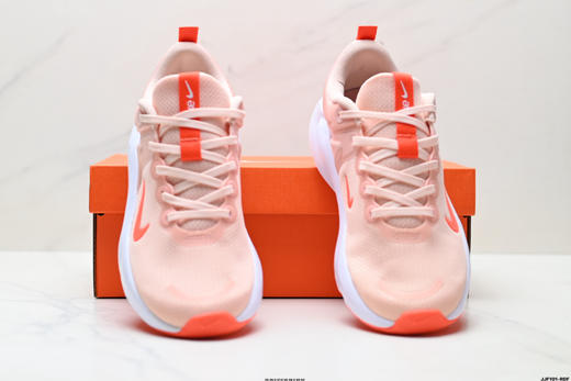 耐克Nike In-Season TR 14舒适轻便低帮跑步鞋HF1103-100女鞋 商品图6