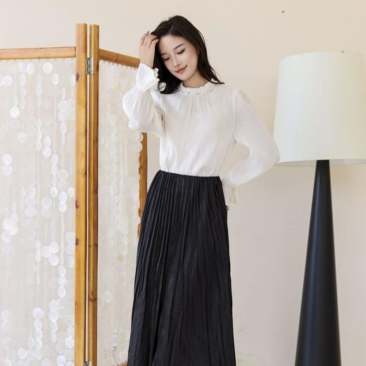 「自」全新升级【铂金会员183/天猫239/差价56】(05022)洛诗琳新款时尚缎面衬衣2025秋季新款气质钉珠雪纺上衣女 商品图3