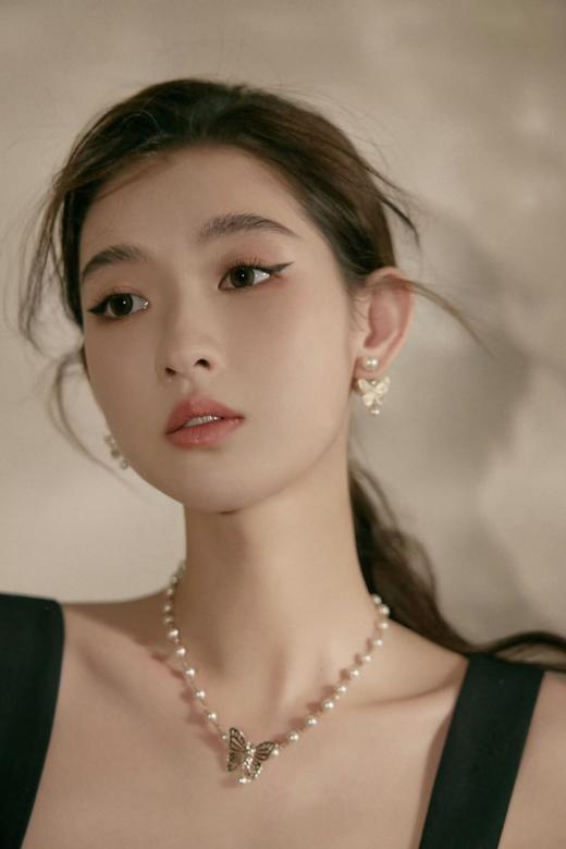 迪奥 24年早春最新款绝美系列 蝴蝶大小珠耳钉 周也，江疏影同款（XK） 商品图4