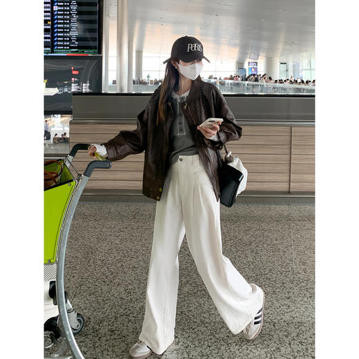 <曾小咸推荐>韩系假两件针织长袖内搭t恤+皮衣+白色裤子 商品图3