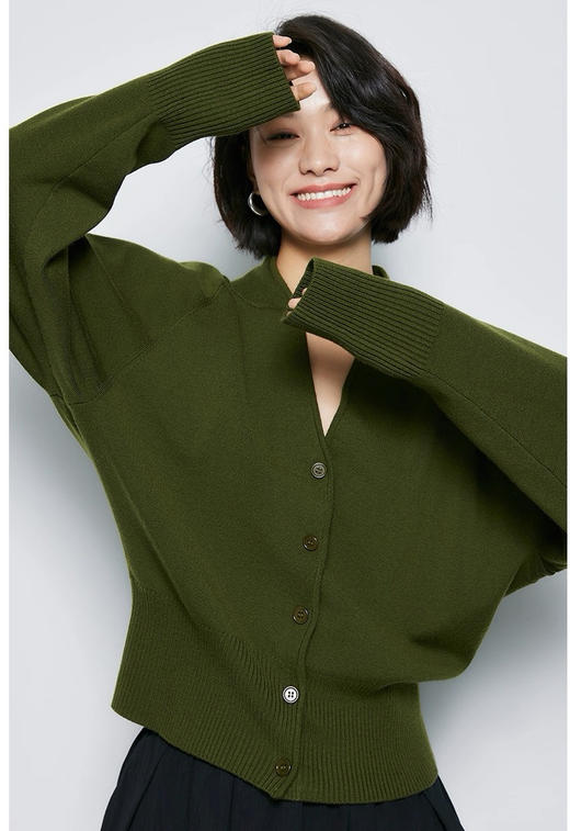 秋冬新款苔藓绿法式极简风V领针织开衫 商品图0