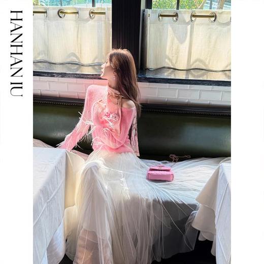 韩韩IU【糖渍莓果】时尚高定绵羊毛马海毛混纺纱线圆领落肩宽松毛衣 商品图3