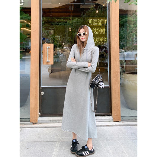 【189元任选2件】最后一波现货！韩系连帽设计连衣裙 商品图3