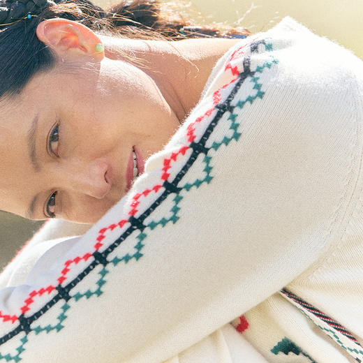 手工哈尼绣羊绒套衫  SJF97W239N 商品图3