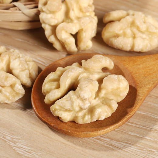鲜记脱皮核桃仁288g 商品图5