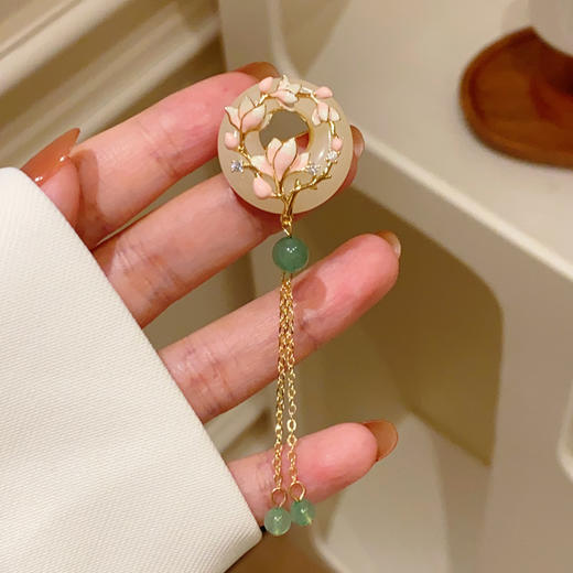 国潮玉兰花平安扣中国风胸针高档女旗袍压襟配饰胸花流苏别针饰品 商品图1
