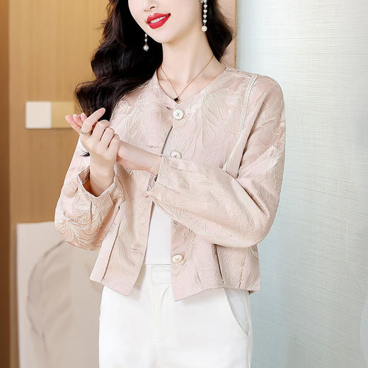 KQLE49M812百搭气质2025早秋新款新中式国风提花高级感圆领短款夹克外套女 商品图1