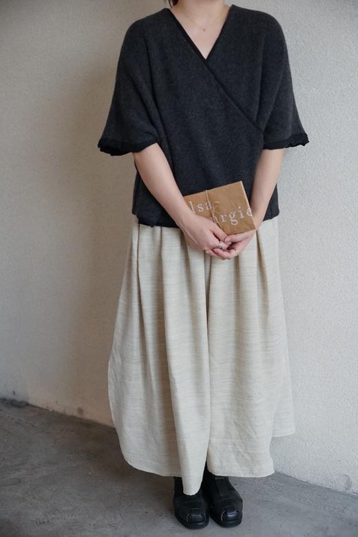 elsa esturgie炭黑落肩背心 商品图8