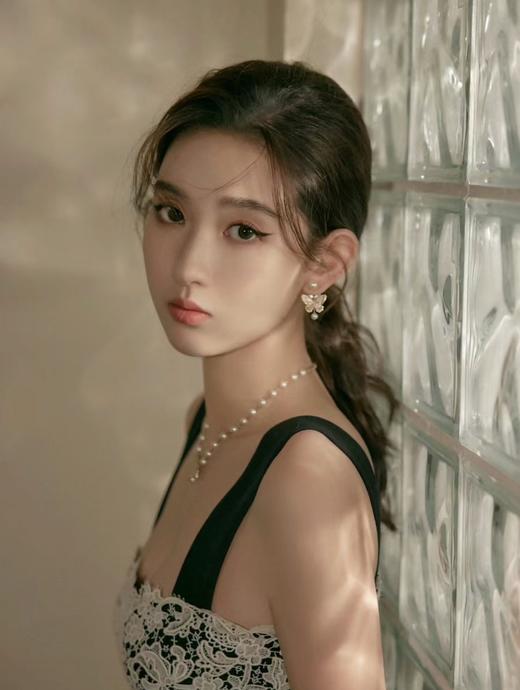 迪奥 24年早春最新款绝美系列 蝴蝶大小珠耳钉 周也，江疏影同款（XK） 商品图2