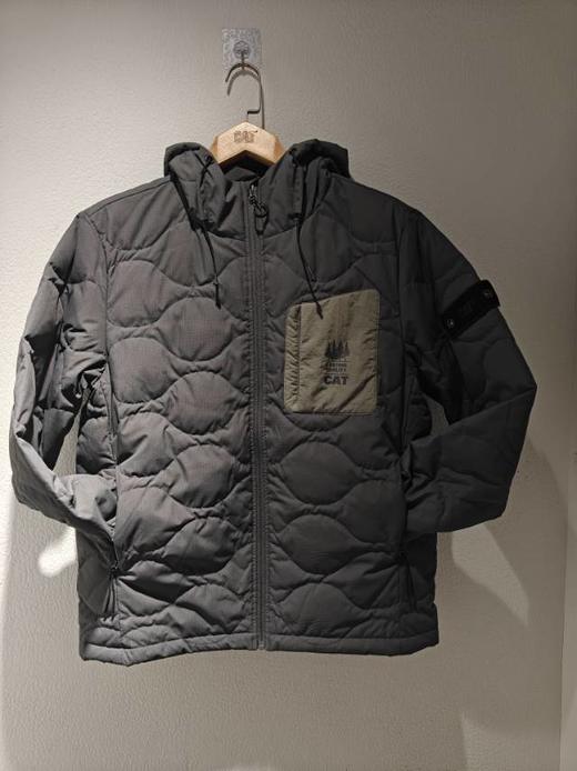 【云粉节】【95折】6楼卡特CAT秋款短款羽绒服深灰色CO3DWW36221C08，吊牌价1298，现价1233 商品图0